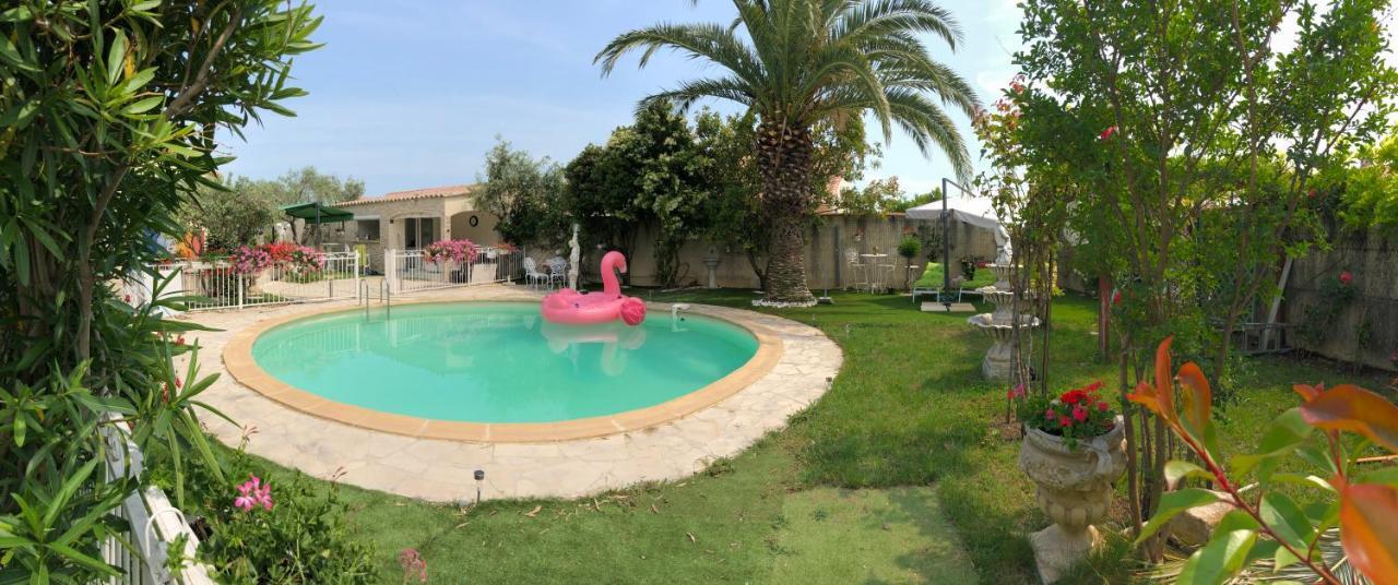 Charmant Studio A Uchaud Exterior foto